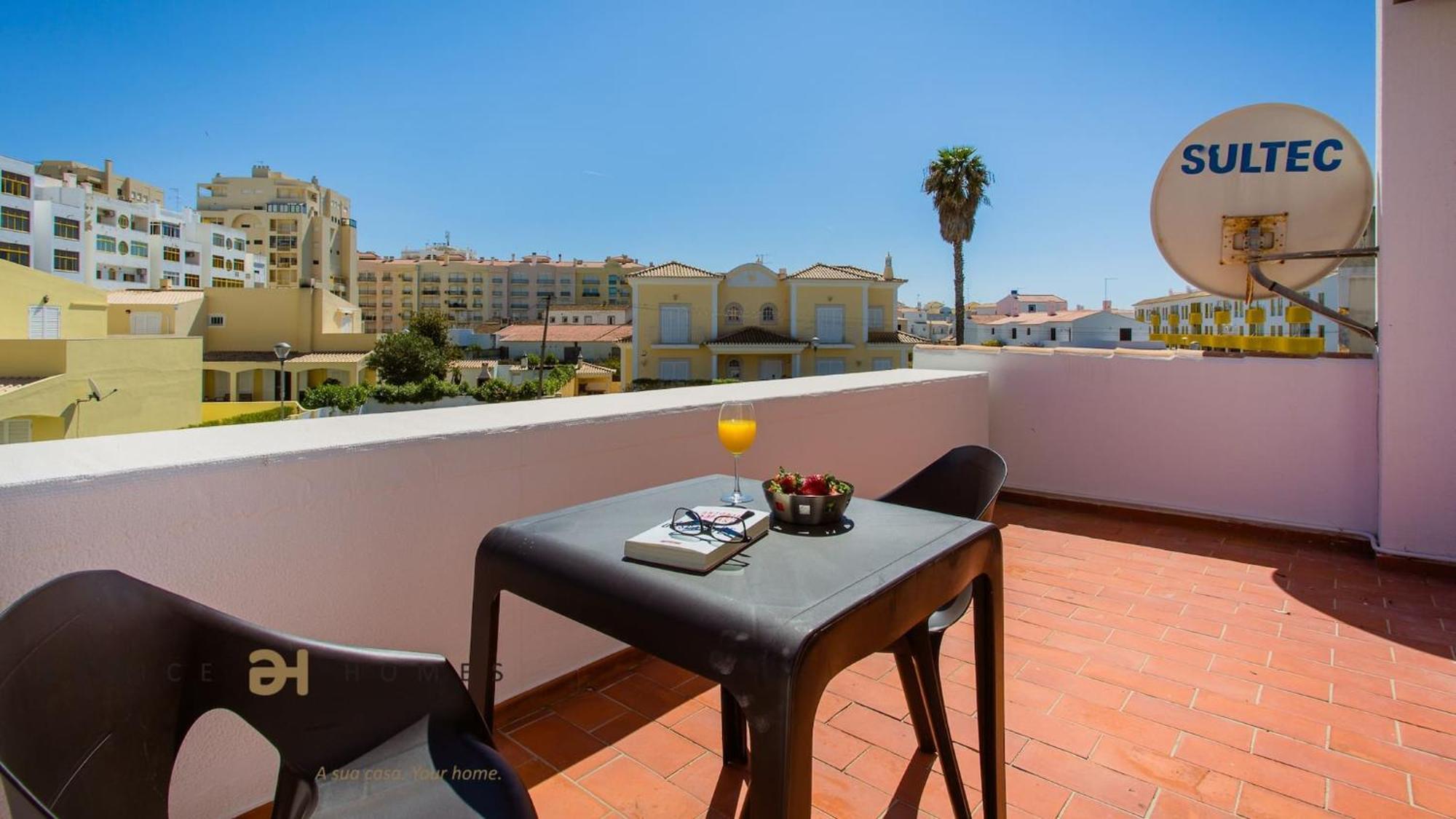 Greice Homes-650 Meters From The Beach, 4 Bedrooms Villa For Holidays In Vilamoura-Quarteira Exterior foto